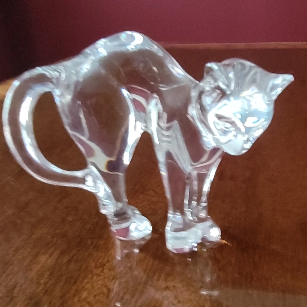 Baccarat Cat Pouncer